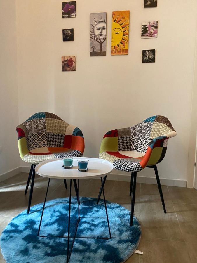 Nenetta Rooms & Suites モノーポリ エクステリア 写真