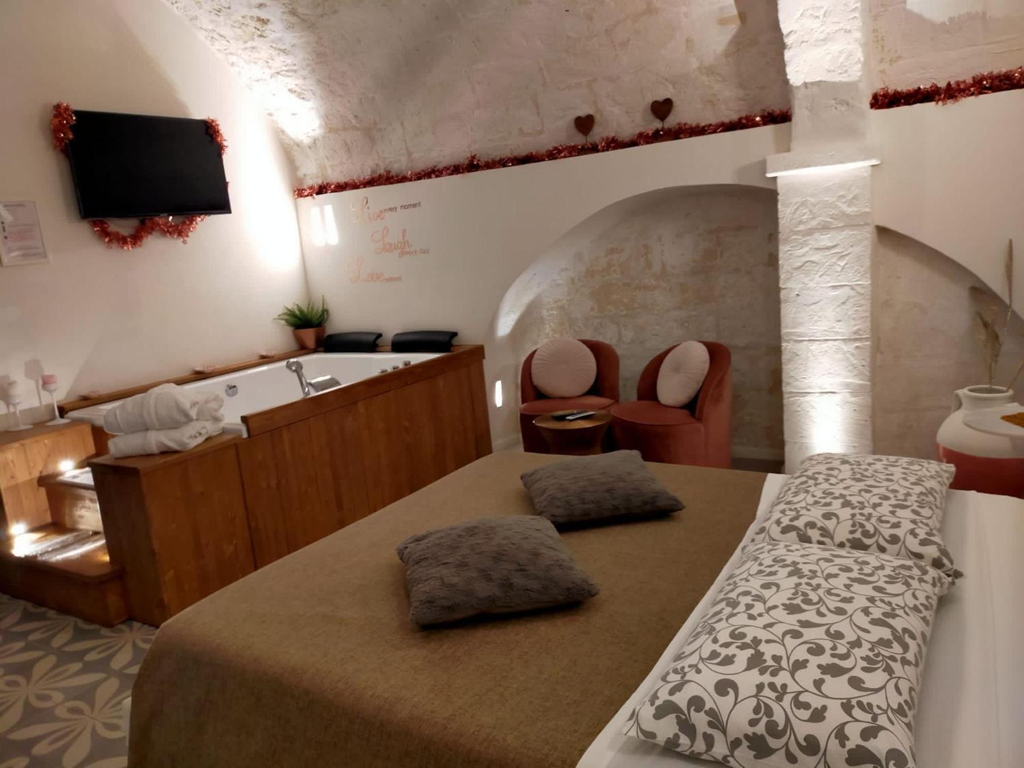 Nenetta Rooms & Suites モノーポリ エクステリア 写真